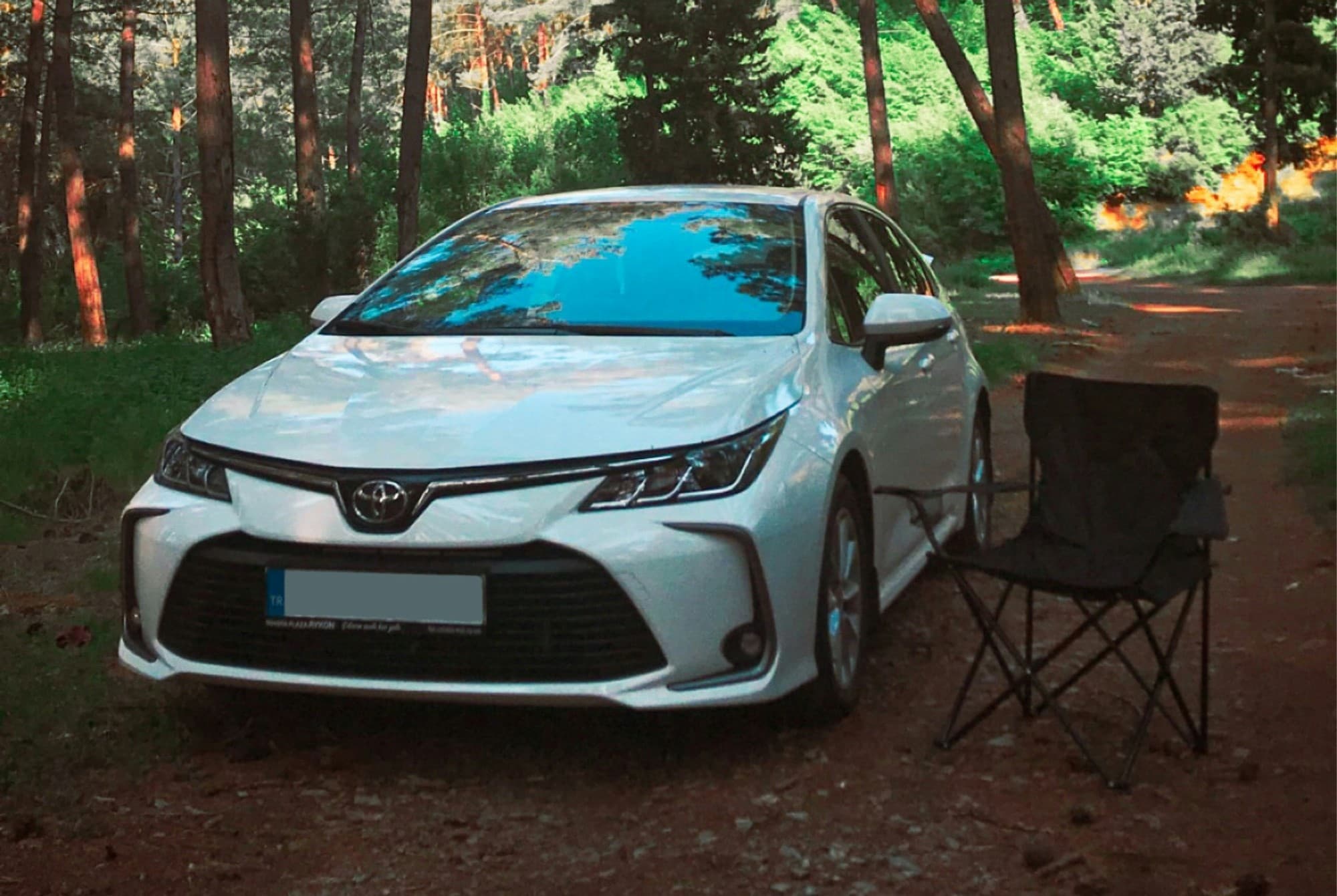 fleet.corolla.sedan.title